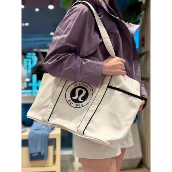 lululemon（ルルレモン） lululemon Daily Multi-Pocket Tote Bag