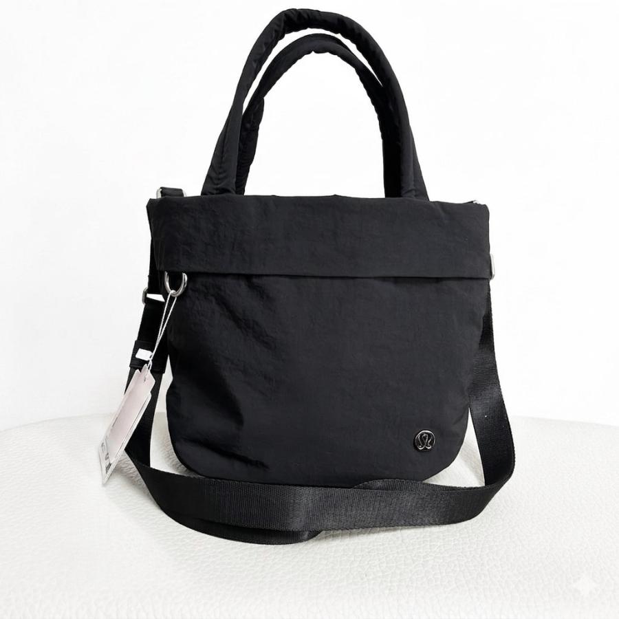 lululemon（ルルレモン） トートバッグ ショルダーバッグ 斜め掛け On