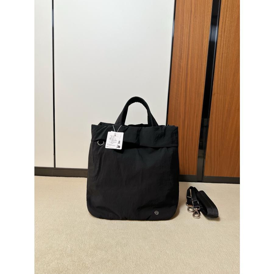 lululemon（ルルレモン） トートバッグ ショルダーバッグ 斜め掛け On