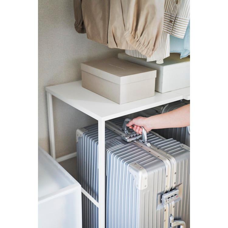 [新品未使用］山崎実業 収縮キャリーケース上ラックタワー　ホワイト Amazon｜山崎実業(Yamazaki) 伸縮 キャリーケース上ラック