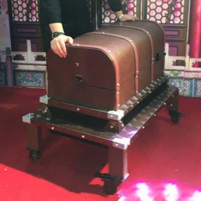 ヤフーショッピング店のダイアモンドボックスイリュージョン Fly 手品ダイアモンドボックスイリュージョン 予約販売品