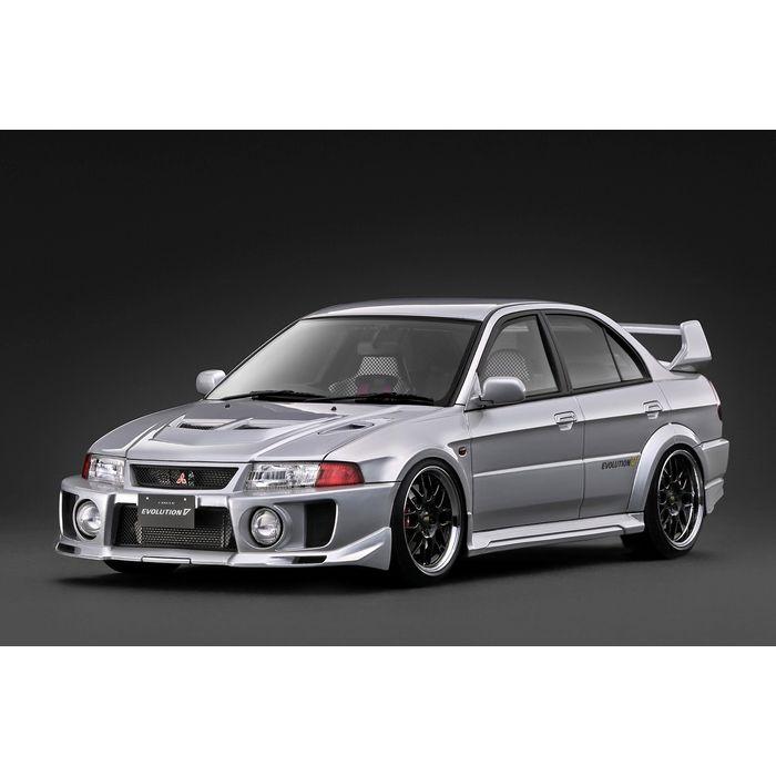 Mitsubishi Lancer Evolution V ミニカー　1/18 1/18 Mitsubishi LANCER EVOLUTION V (CP9A) Silver ティーケー