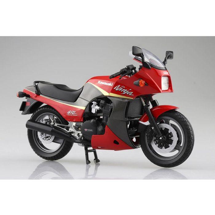 1/12 完成品バイク KAWASAKI GPz900R 赤/灰 カワサキ プラモデル 模型 