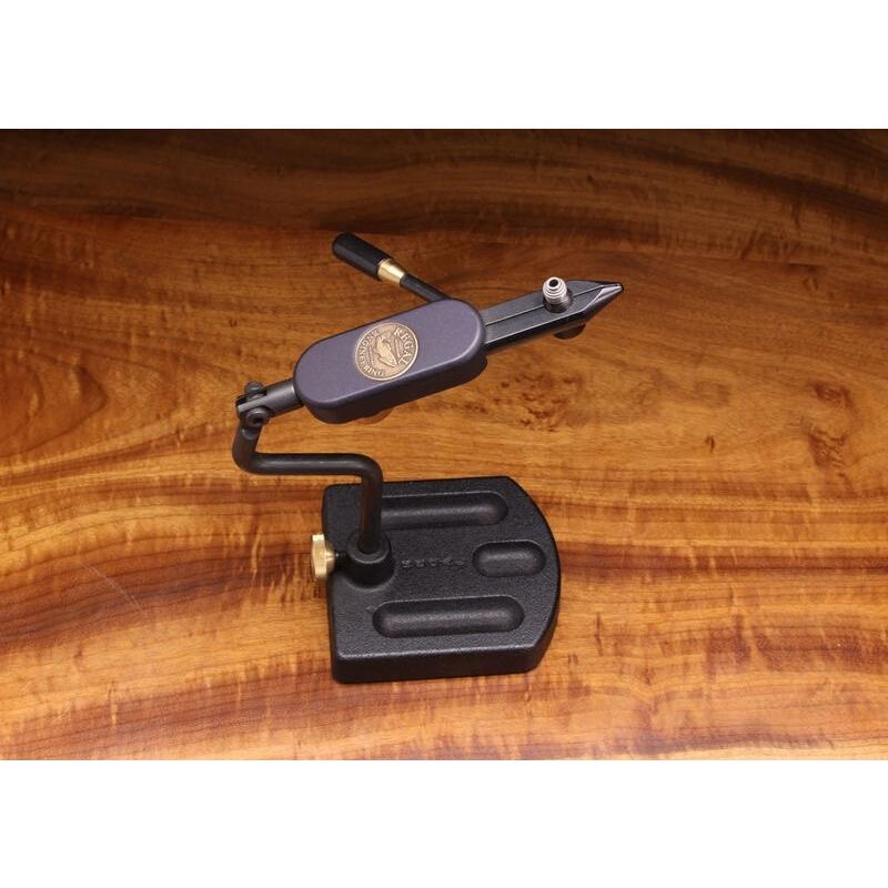 フライダイイングツールとフライマテリアルセット一式　REGALバイス付き TIEMCO フライタイイング バイス&ツールセット - フライタイイング