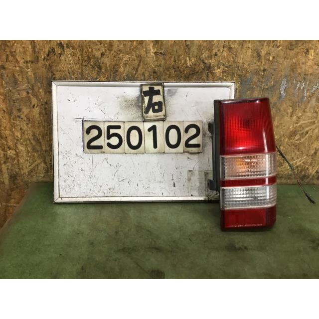 個人宅発送可】パジェロミニ E-H56A 右テールランプ VR-2 4WD G84