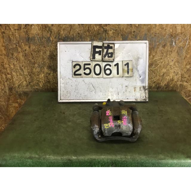 スイフト 【個人宅発送可】スイフト DBA-ZD83S フロントキャリパー右