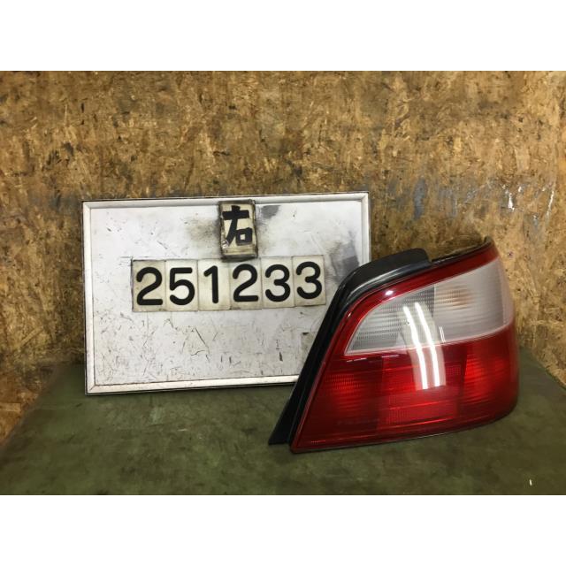 GDB GDA 右テールランプ 個人宅発送可】インプレッサ TA-GDA 右テールランプ WRXNB 4WD 01G