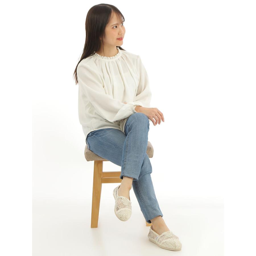 Toms トムズ シューズ Canvas Crochet M キャンバス クロッシェト M スリッポン レディース ウィメンズ カジュアル おしゃれ 2色 送料無料の画像