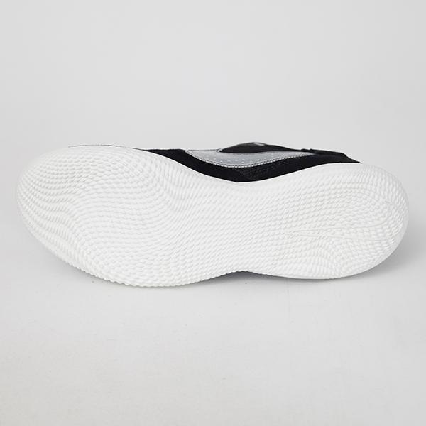 NIKE ナイキ ストリートガト 大人用 フットサルシューズ NIKE ナイキ ストリートガト 大人用 フットサルシューズ