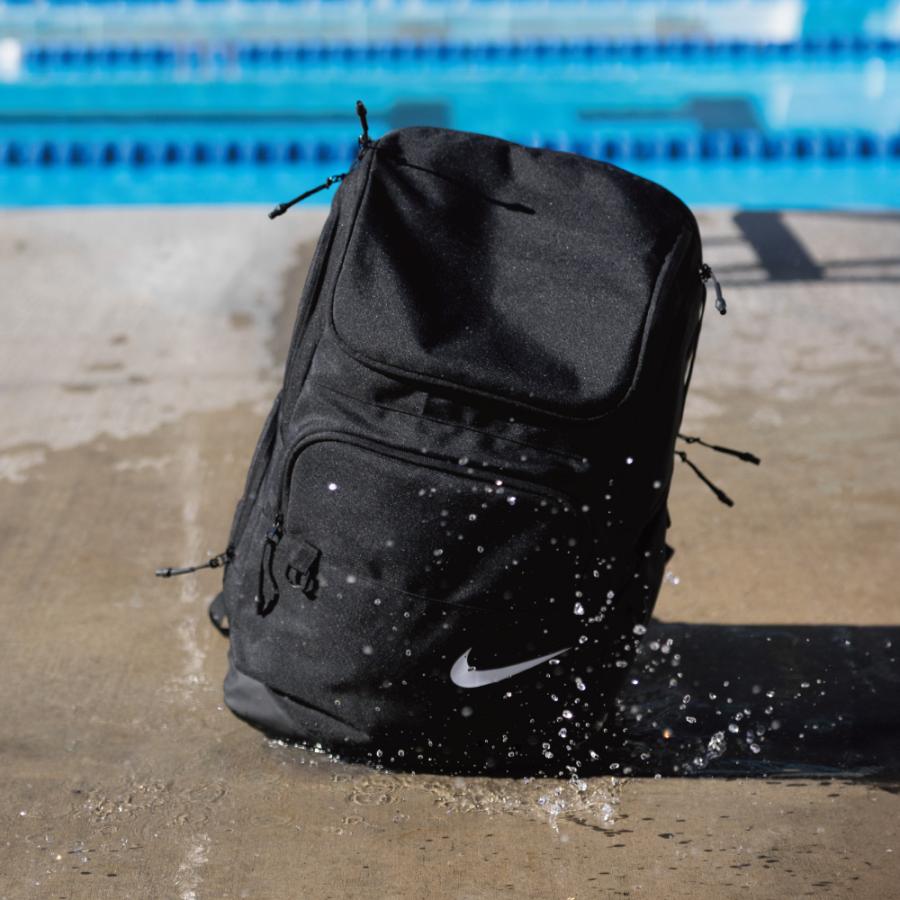 【NIKE SWIM公式】ナイキ 35L スイムバックパック nesse138 ジムバッグ 部活 バッグ スイミング 水泳 男子 女子 通勤 通学 フィットネス フットマーク FOOTMARKの画像