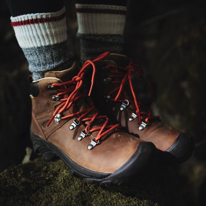 祝開店大放出セール開催中 キーン ピレニーズ KEEN PYRENEES メンズ 靴 トレッキングシューズ ブーツ ミッドカット 登山靴 防水 キャンプ アウトドア ギフト トレッキングシューズ キーン 山登り マウンテンシューズ アウトドア ハイキング