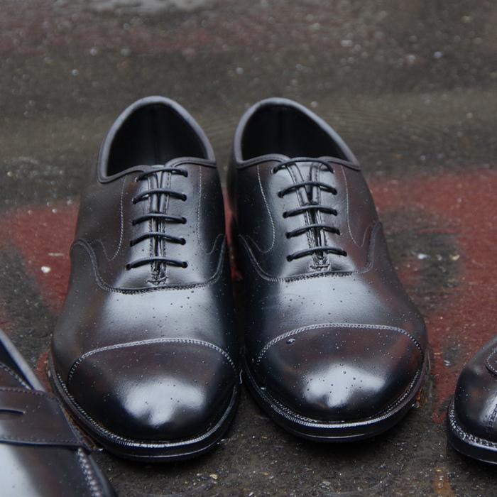 Locking Shoes by FootMonkey ロッキングシューズ フットモンキー V