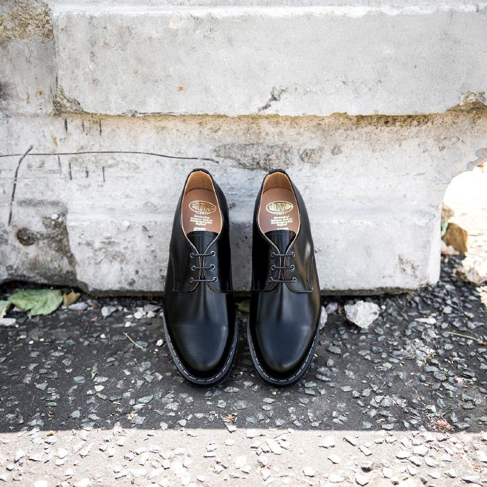 SOLOVAIR ソロヴェアー レザー ドレスシューズ ウイングチップ ブラック SOLOVAIR ソロヴェアー レザー ドレスシューズ ウイングチップ