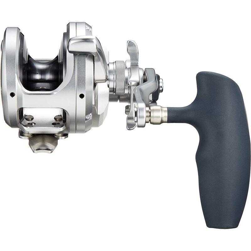 新入荷!!【日本未発売】 シマノ(SHIMANO) ベイトリール 両軸 ジギング 17 オシアジガー 2000NR-HG 右ハンドル 【RIZ7938065955】(27931円)