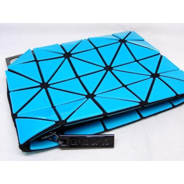 BAO ISSEY MIYAKE(バオバオ イッセイミヤケ）□ ポーチ ブルー系