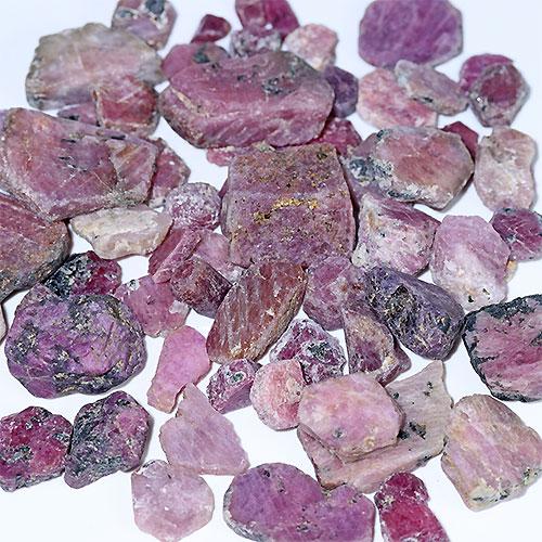 〔D434〕お買い得 約60g マダガスカル産 ルビー スライス Ruby 紅玉 原石 結晶 【ランダム発送】 | 