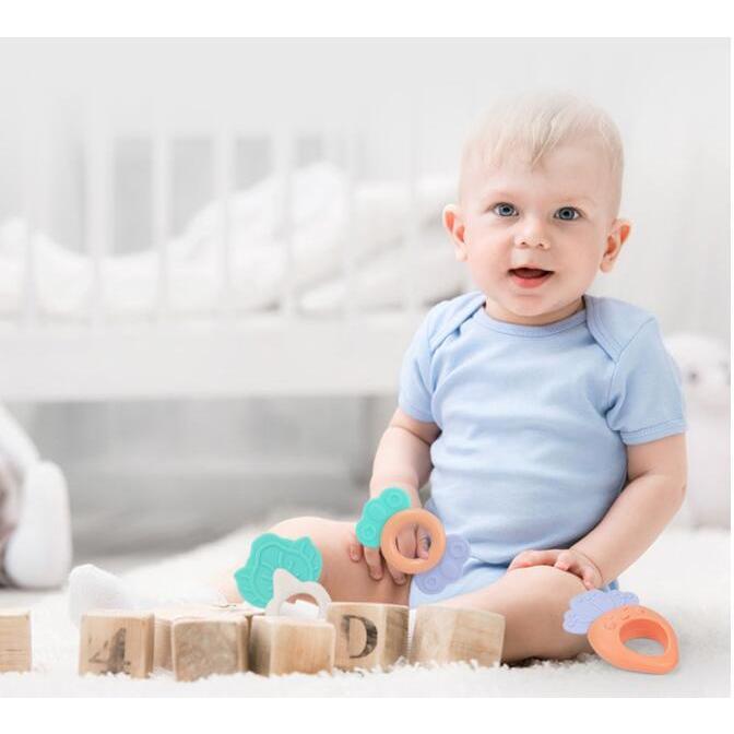 赤ちゃん 歯がためおもちゃ ハンドラトル ベビー 赤ちゃんのおもちゃ 出産お祝い おしゃぶり プレゼント クリスマスプレゼント 新年プレゼント In Forkpayton 通販 Yahoo ショッピング