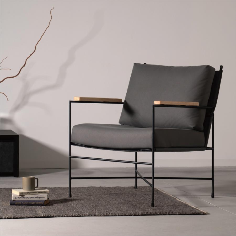 ダイニングチェア 椅子 おしゃれ 食卓椅子 イス 北欧 リビング 肘付き レザー 1脚 いす 背もたれ モダン シンプル アイアン ラウンジ キャメル グレー form 東谷 | 東谷 | 11