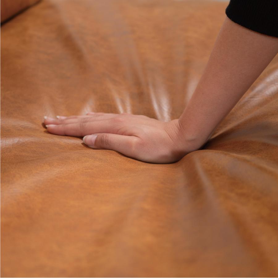 ソファー 幅182cm 3人掛け ダイニングソファ アームレス 肘掛けなし スチール脚 レザー 大型 ワイド 大きい おしゃれ キャメル ブラウン form 東谷 | 東谷 | 04