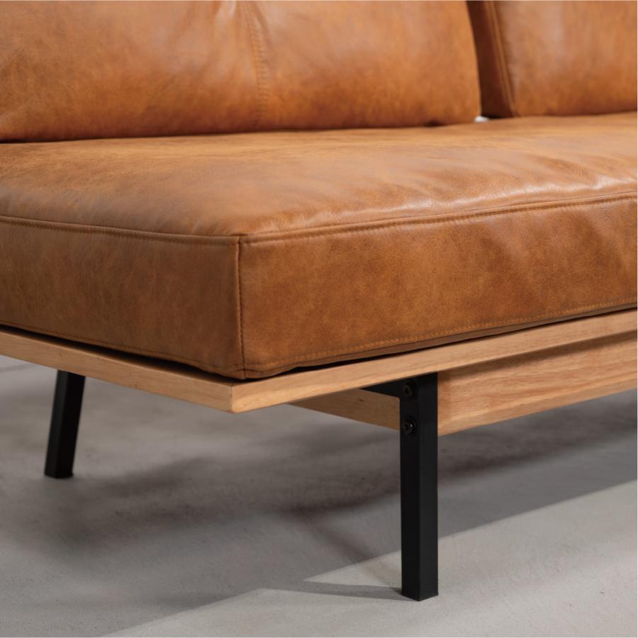 ソファー 幅182cm 3人掛け ダイニングソファ アームレス 肘掛けなし スチール脚 レザー 大型 ワイド 大きい おしゃれ キャメル ブラウン form 東谷 | 東谷 | 06