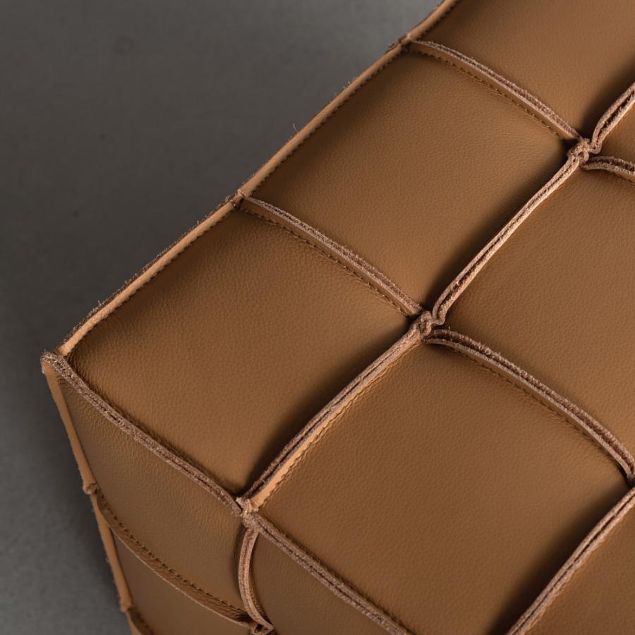 スツール 高さ41cm 椅子 オットマン 低い おしゃれ ロースツール 足置き台 小さい 背もたれなし 来客用 レザー モダン キャメル ブラウン ブラック form 東谷 | 東谷 | 04