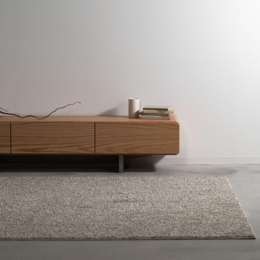 テレビ台 テレビボード 幅180cm ローボード 収納 棚板 引き戸 扉付き スライド 大きい 55インチ 55型 木製 天然木 おしゃれ ナチュラル ブラック form 東谷 | 東谷 | 12