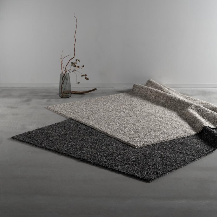 ラグ マット 190×240cm 約2.5畳 国産 日本製 防ダニ 抗菌 防臭 防炎 床暖房対応 大判 絨毯 じゅうたん 敷物 大きい ワイド 広い おしゃれ シャギー form 東谷