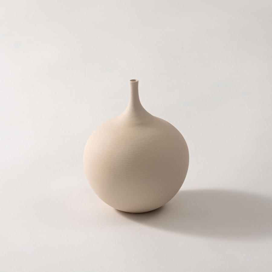 花瓶 フラワーベース 一輪挿し おしゃれ 陶器 インテリア 小さい かびん 北欧雑貨 モダン シンプル コンパクト ディスプレイ アイボリー ブラック form 東谷 |  | 03