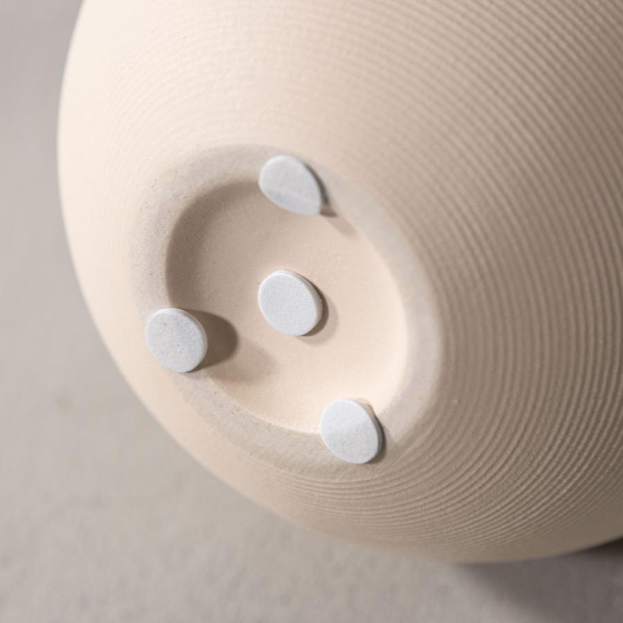 花瓶 フラワーベース 一輪挿し おしゃれ 陶器 インテリア 小さい かびん 北欧雑貨 モダン シンプル コンパクト ディスプレイ アイボリー ブラック form 東谷 |  | 11