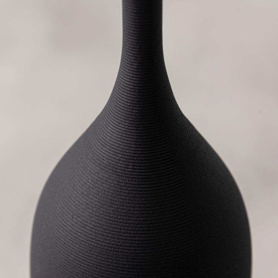 花瓶 フラワーベース 一輪挿し おしゃれ 陶器 インテリア 小さい かびん 北欧雑貨 モダン シンプル コンパクト ディスプレイ アイボリー ブラック form 東谷 |  | 08