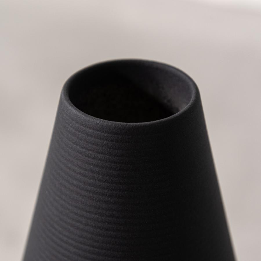 花瓶 フラワーベース 一輪挿し おしゃれ 陶器 インテリア 小さい かびん 北欧雑貨 モダン シンプル コンパクト ディスプレイ アイボリー ブラック form 東谷 |  | 06