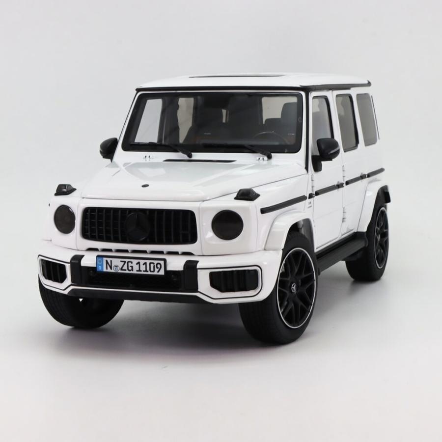 nzg-1-18-amg-g-63-w465-4-4-mercedes-benz