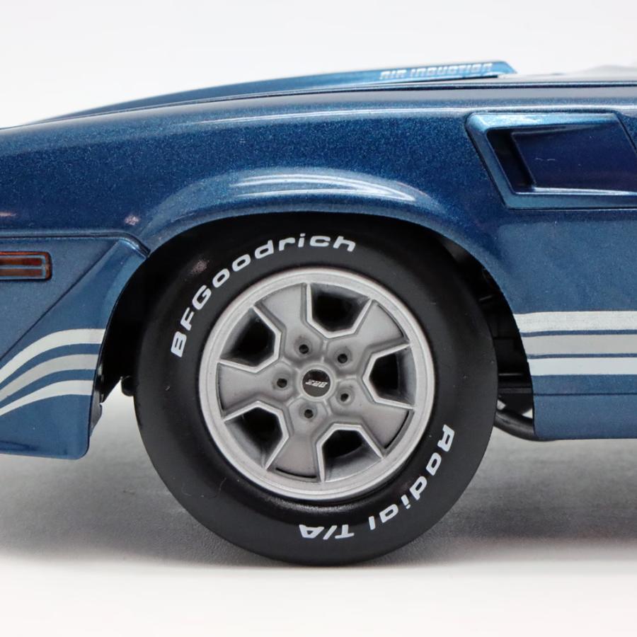 グリーンライト 1/18 シボレー カマロ Z28 T‐トップ 1980年式 ダーク
