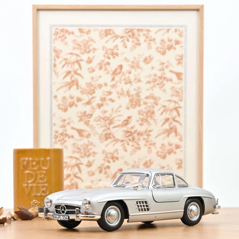 NOREV コレクターズモデル クラシックカー＆ヴィンテージバス 2台セット ノレブ（NOREV） 1/18 メルセデス ベンツ 300SL 1954年 シルバー