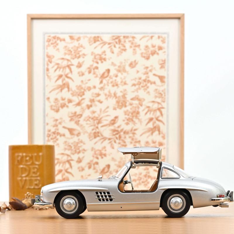 ノレブ（NOREV） 1/18 メルセデス ベンツ 300SL 1954年 シルバー