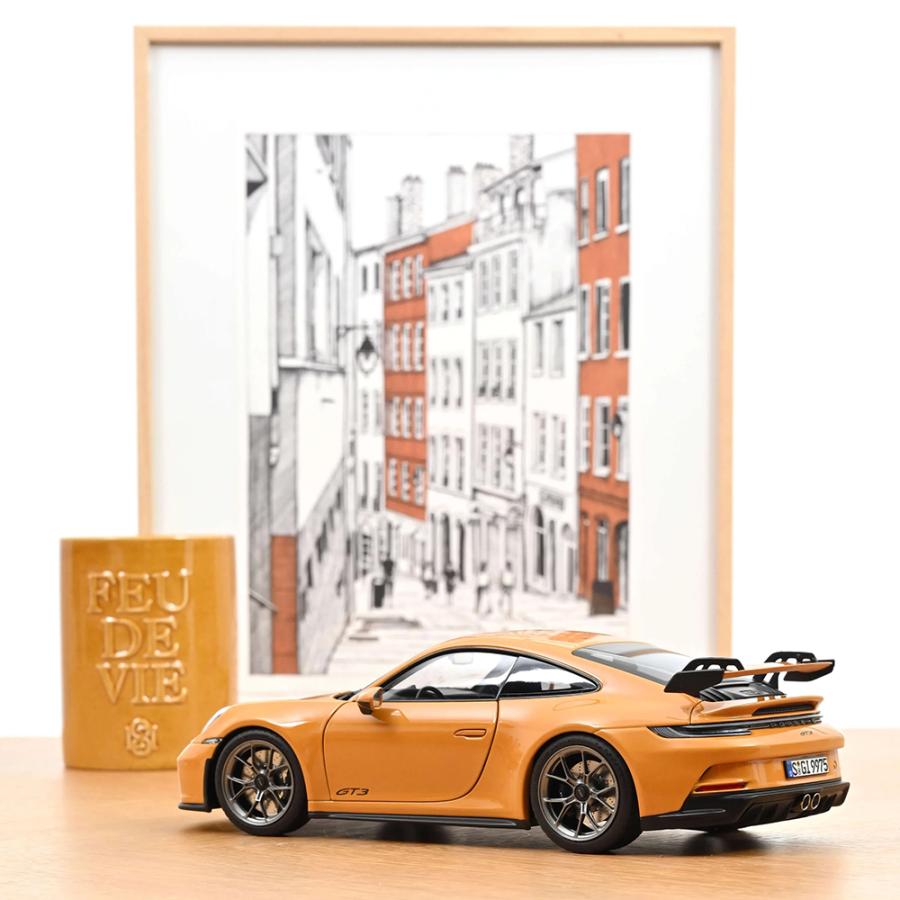 ノレブ 1/18 ポルシェ 911 GT3 2021年式 バハマイエロー NOREV Porsche 模型 モデルカー ミニカー ロードカー 外車 187387_2
