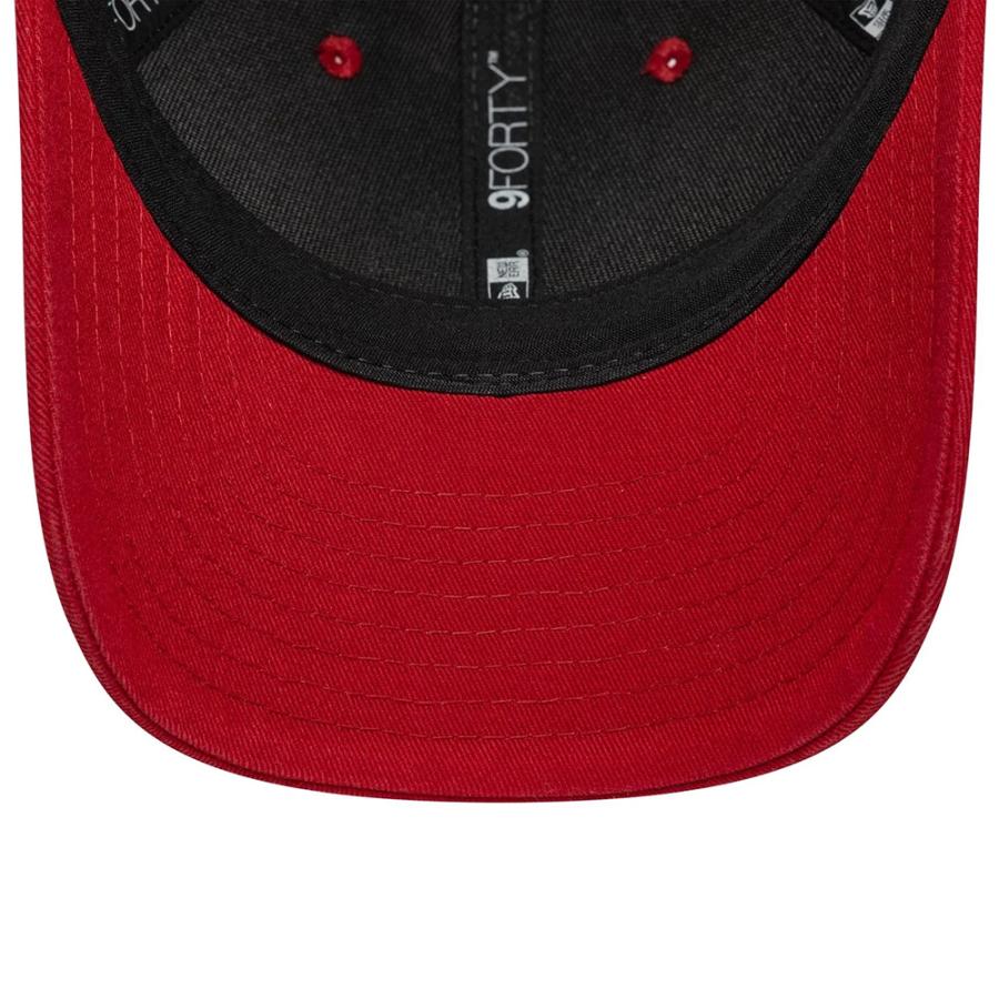 ベスパ 2026 NewEra 9FORTY 80th Year ベースボール キャップ ルビー