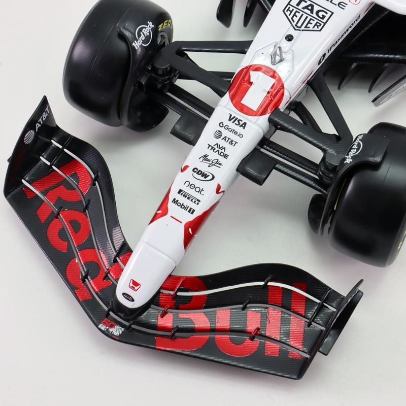 Bburago（ブラーゴ） ブラゴ 1/18 レッドブルレーシング RB21 2025年