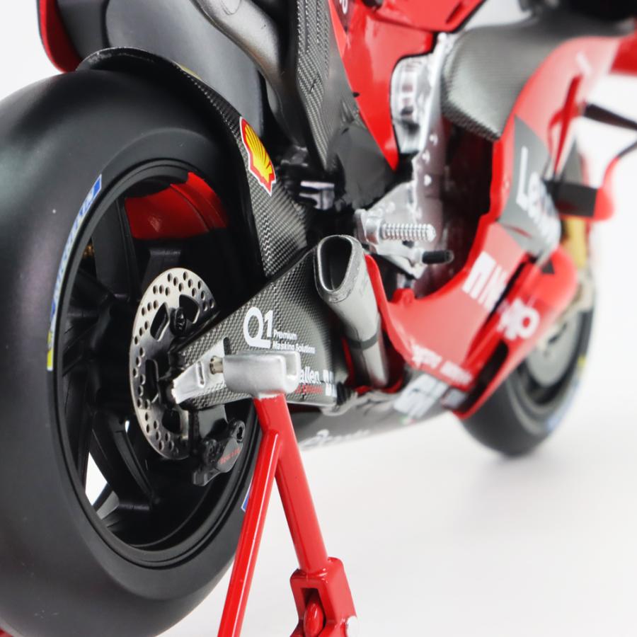 TSM MODEL 1/12 ドゥカティ デスモセディチ GP22 チーム レノボ