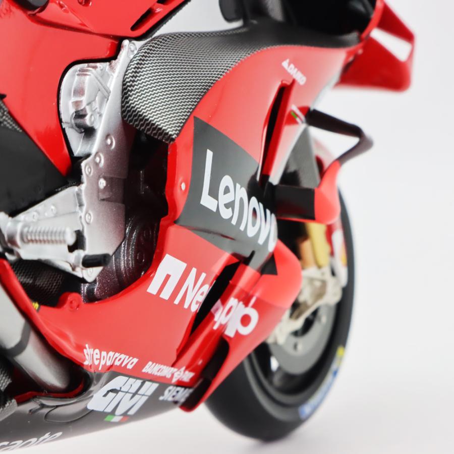 TSM MODEL 1/12 ドゥカティ デスモセディチ GP22 チーム レノボ