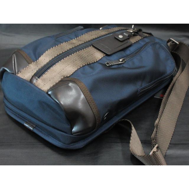 本物正規□TUMI トゥミ□ボディバッグ HIGGINS SLING PACK 紺□NAVY