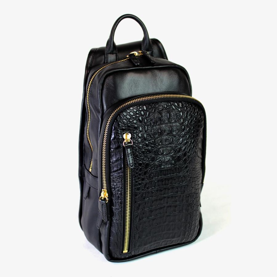 高級　PROVENZANO カイマンレザー　ボディバッグ　羊革　ワニ革　黒　金具 高級 PROVENZANO カイマンレザー ボディバッグ 羊革 ワニ革 黒 金具
