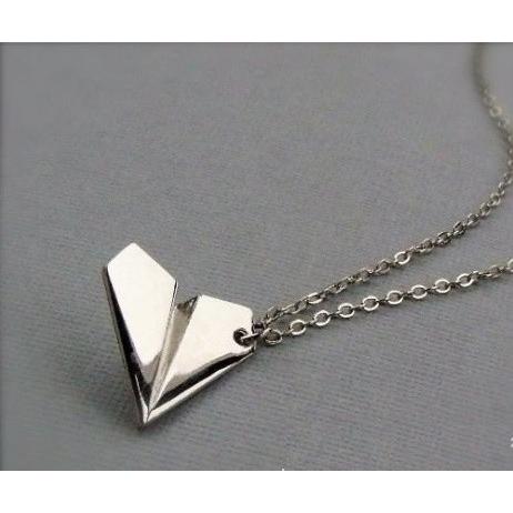 メンズ ネックレス ペンダント デザインネックレス シンプルネックレス 紙飛行機ネックレス エアプレーンネックレス カラー2タイプ ファウンド プライス 通販 Yahoo ショッピング