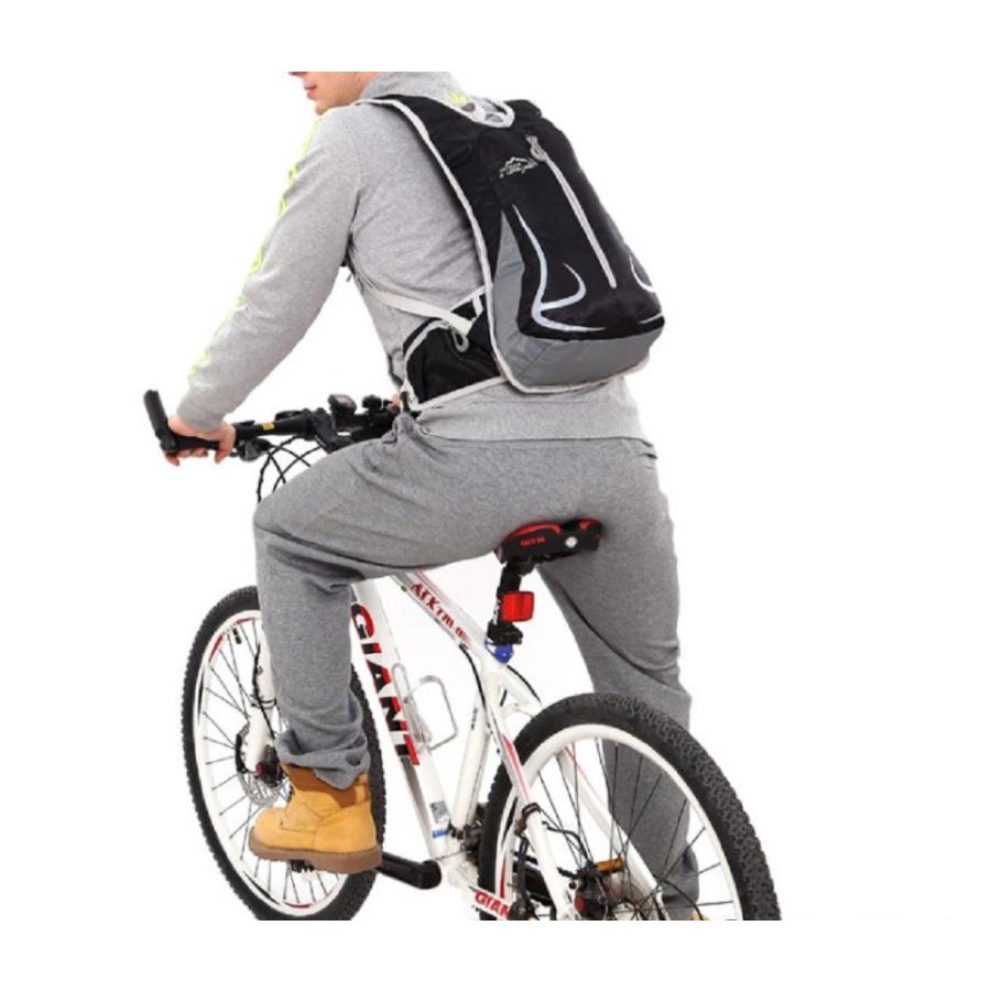 自転車リュック 防水 アウトドア メンズ レディース 大容量 防水 軽量 バッグ 登山 バイク おしゃれ サイクリングリュック Four Piece 通販 Yahoo ショッピング