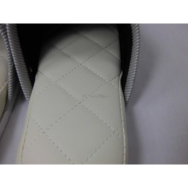 スリッパ トイレ用 シルバー TOILET アウトレット品 Ｂ級品  おしゃれ トイレスリッパ エンゼル刺繍 かわいい 可愛い ラッピング不可 沖縄不可 |  | 17