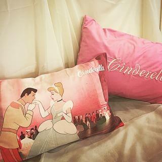 【販売終了】枕 シンデレラ マイクロファイバー 枕  送料無料　（沖縄不可） プレゼント ディズニープリンセス 安眠枕　快眠枕 まくら　マクラ | Disney