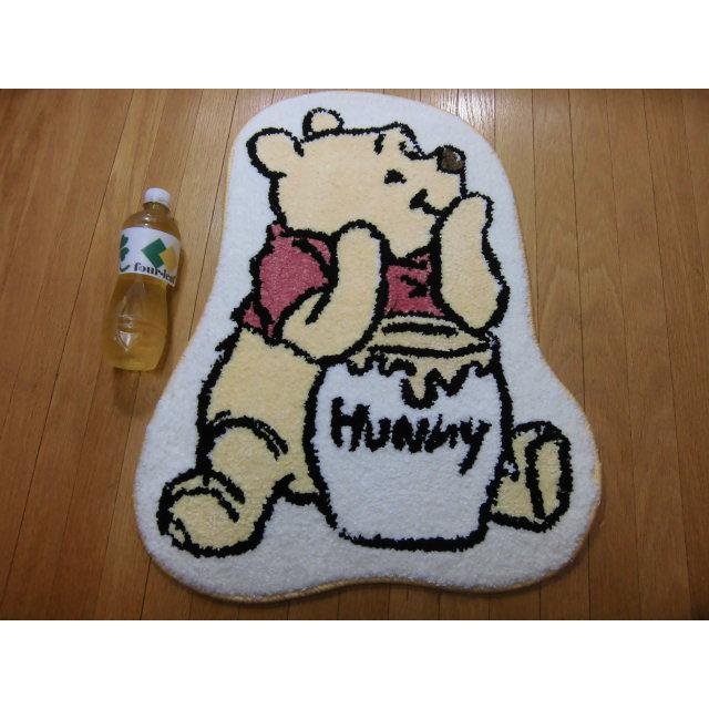 玄関マット　くまのプーさん　 40ｘ60ｃｍ　送料無料　（離島・沖縄不可） 室内用 ディズニーキャラクター おしゃれ かわいい 室内 | Disney | 01
