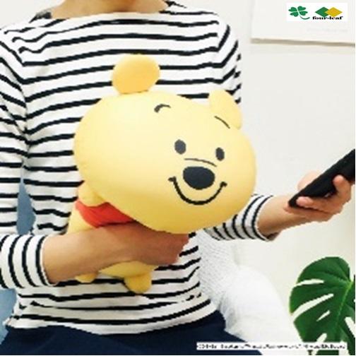 Disney（ディズニー） くまのプーさん もちもちビーズクッション 送料