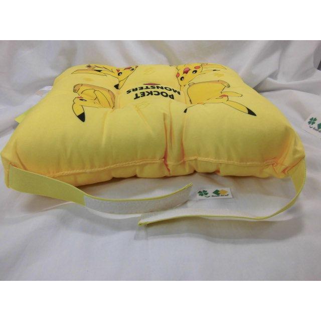 クッション ピカチュウ 約30ｘ30ｃｍ 学童クッション ポケモンキャラクター 子供用クッション こども用 座布団 スクールクッション 沖縄不可 |  | 02