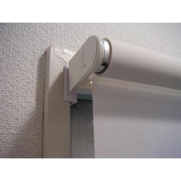 【販売終了】つっぱりタイプ ロールスクリーン　アイボリー（バニラホワイト）幅60ｘ高さ135ｃｍ（沖縄・離島不可）突っ張り式 フルネス　L1501 アルティス |  | 02